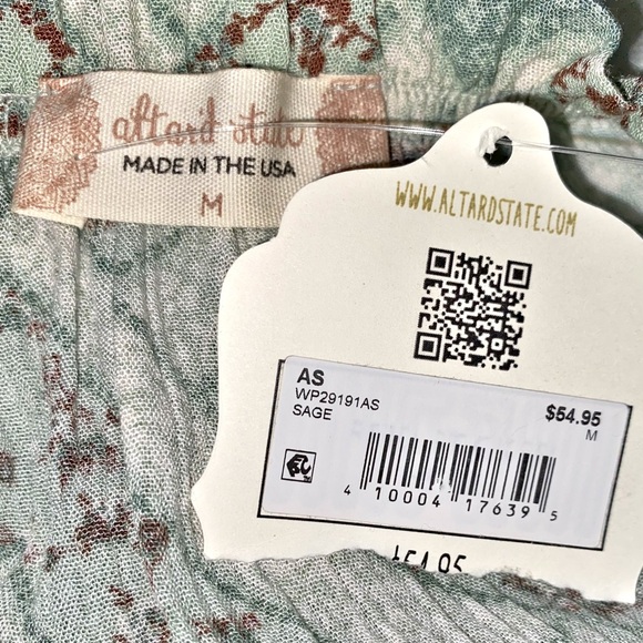 ALTAR'D STATE ☆ Sage Floral Faux Wrap Crop Top - Picture 5 of 6